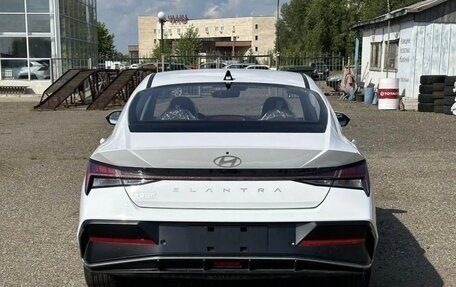 Hyundai Elantra, 2025 год, 1 999 000 рублей, 6 фотография