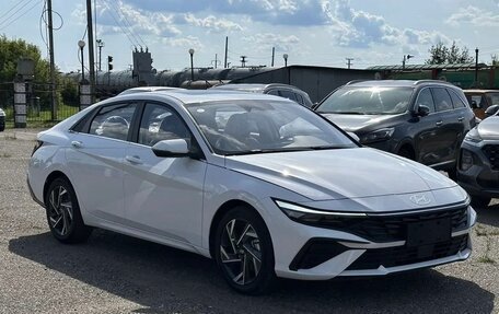 Hyundai Elantra, 2025 год, 1 999 000 рублей, 3 фотография