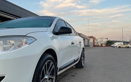 Renault Fluence I, 2012 год, 750 000 рублей, 2 фотография