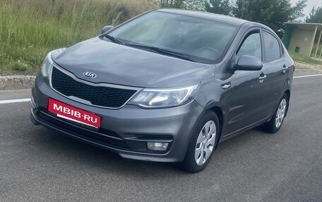 KIA Rio III рестайлинг, 2017 год, 1 040 000 рублей, 1 фотография