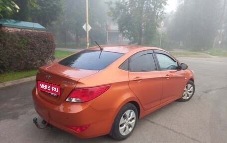 Hyundai Solaris II рестайлинг, 2015 год, 990 000 рублей, 3 фотография