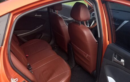 Hyundai Solaris II рестайлинг, 2015 год, 990 000 рублей, 5 фотография
