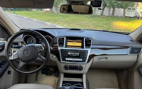 Mercedes-Benz M-Класс, 2012 год, 2 500 000 рублей, 22 фотография