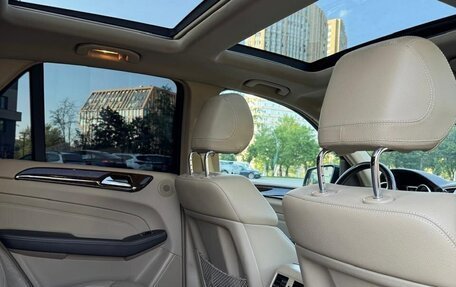 Mercedes-Benz M-Класс, 2012 год, 2 500 000 рублей, 27 фотография