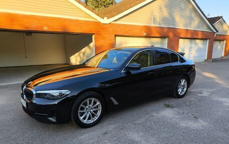 BMW 5 серия, 2021 год, 4 000 000 рублей, 2 фотография