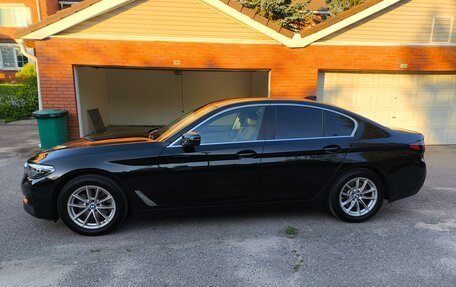 BMW 5 серия, 2021 год, 4 000 000 рублей, 3 фотография