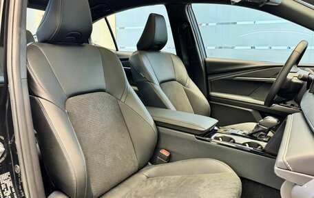 Toyota Camry, 2024 год, 3 990 000 рублей, 7 фотография