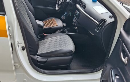 KIA Rio IV, 2017 год, 620 000 рублей, 10 фотография