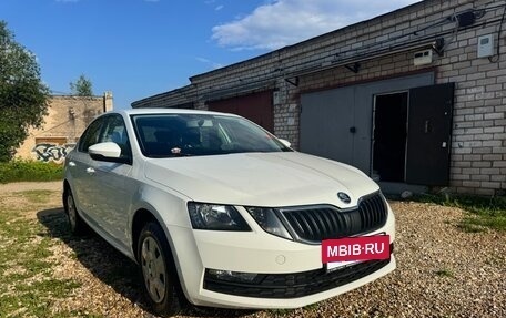 Skoda Octavia, 2018 год, 1 650 000 рублей, 2 фотография