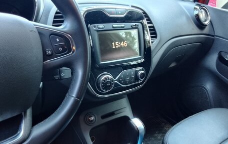 Renault Kaptur I рестайлинг, 2019 год, 1 650 000 рублей, 10 фотография