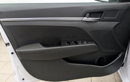 Hyundai Elantra VI рестайлинг, 2019 год, 1 615 000 рублей, 7 фотография