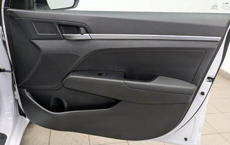 Hyundai Elantra VI рестайлинг, 2019 год, 1 615 000 рублей, 14 фотография