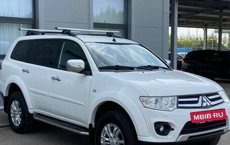 Mitsubishi Pajero Sport II рестайлинг, 2015 год, 1 731 000 рублей, 3 фотография