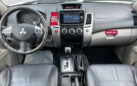 Mitsubishi Pajero Sport II рестайлинг, 2015 год, 1 731 000 рублей, 14 фотография