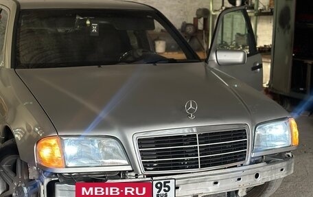 Mercedes-Benz C-Класс, 1998 год, 450 000 рублей, 3 фотография