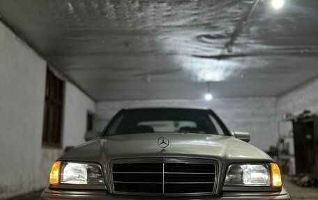 Mercedes-Benz C-Класс, 1998 год, 450 000 рублей, 15 фотография