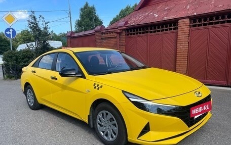 Hyundai Elantra, 2021 год, 1 785 000 рублей, 3 фотография
