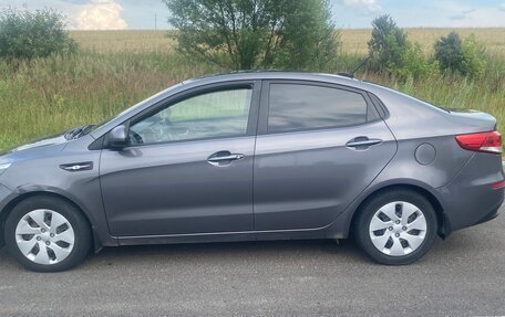 KIA Rio III рестайлинг, 2017 год, 1 040 000 рублей, 4 фотография