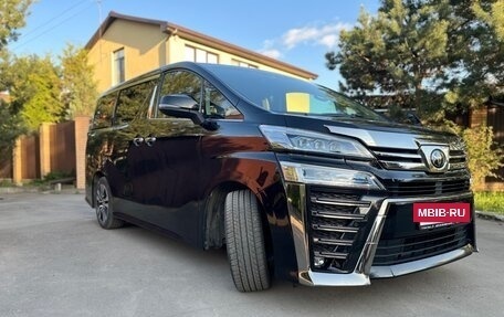 Toyota Vellfire II, 2020 год, 4 750 000 рублей, 14 фотография