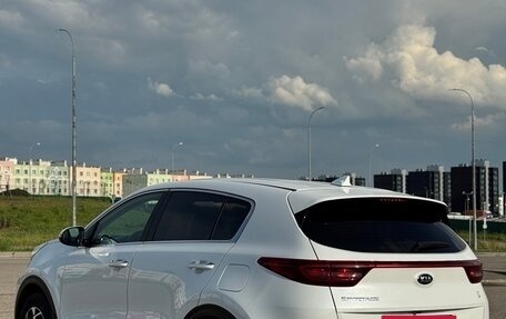 KIA Sportage IV рестайлинг, 2020 год, 2 750 000 рублей, 8 фотография
