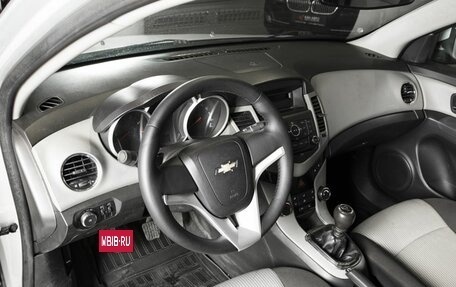 Chevrolet Cruze II, 2011 год, 755 000 рублей, 3 фотография