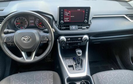 Toyota RAV4, 2021 год, 3 209 000 рублей, 18 фотография