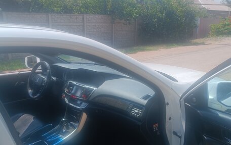 Honda Accord IX рестайлинг, 2013 год, 1 800 000 рублей, 4 фотография