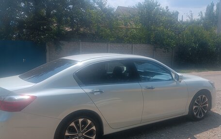 Honda Accord IX рестайлинг, 2013 год, 1 800 000 рублей, 6 фотография
