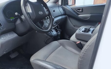 Hyundai Grand Starex Grand Starex I рестайлинг 2, 2008 год, 1 250 000 рублей, 6 фотография