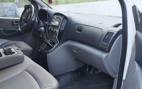 Hyundai Grand Starex Grand Starex I рестайлинг 2, 2008 год, 1 250 000 рублей, 5 фотография