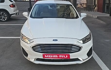 Ford Fusion (North America) II, 2019 год, 1 380 000 рублей, 9 фотография