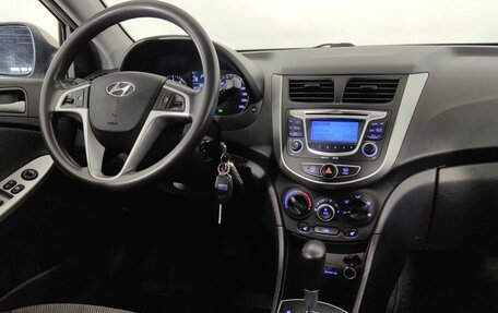 Hyundai Solaris II рестайлинг, 2013 год, 790 000 рублей, 10 фотография