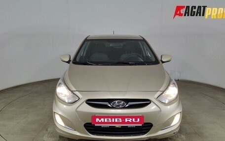 Hyundai Solaris II рестайлинг, 2013 год, 790 000 рублей, 3 фотография
