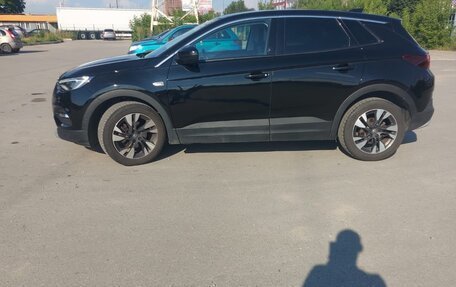 Peugeot 3008 II, 2020 год, 1 999 999 рублей, 2 фотография