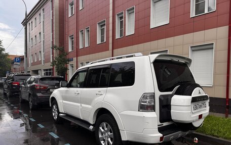 Mitsubishi Pajero IV, 2011 год, 2 400 000 рублей, 4 фотография