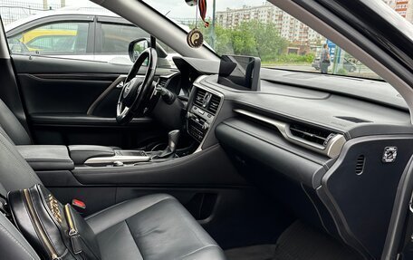 Lexus RX IV рестайлинг, 2020 год, 4 200 000 рублей, 9 фотография