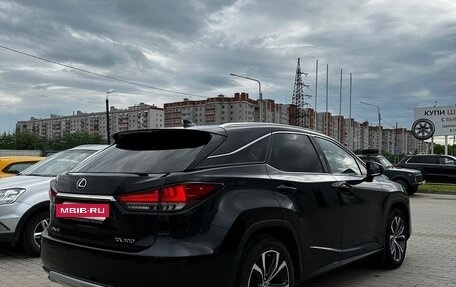 Lexus RX IV рестайлинг, 2020 год, 4 200 000 рублей, 6 фотография