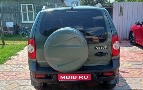 Chevrolet Niva I рестайлинг, 2011 год, 760 000 рублей, 3 фотография