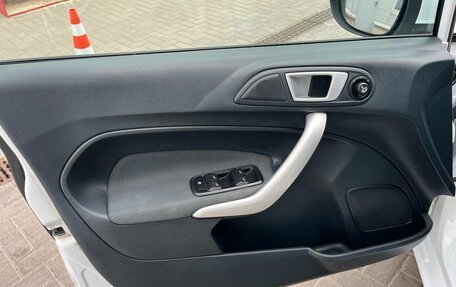 Ford Fiesta, 2012 год, 750 000 рублей, 11 фотография