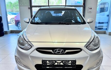 Hyundai Solaris II рестайлинг, 2012 год, 795 000 рублей, 3 фотография