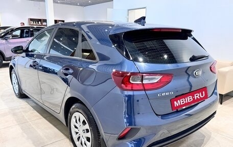 KIA cee'd III, 2019 год, 1 500 000 рублей, 5 фотография