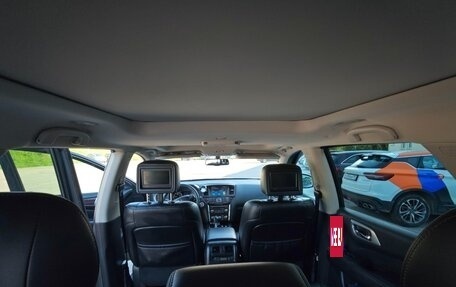 Nissan Pathfinder, 2015 год, 1 900 000 рублей, 12 фотография