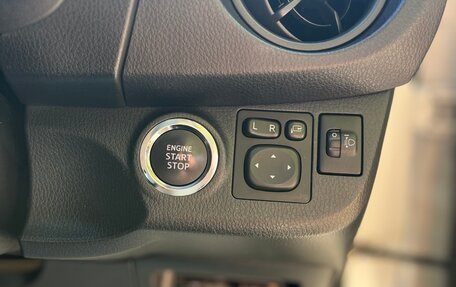 Toyota Vitz, 2019 год, 1 100 000 рублей, 14 фотография