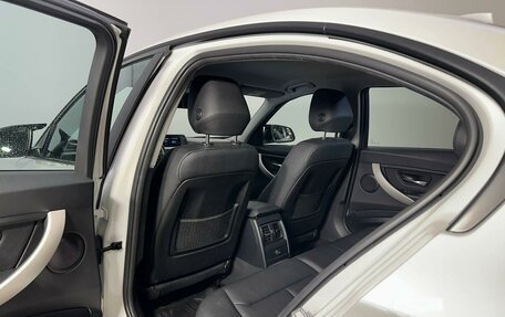 BMW 3 серия, 2016 год, 1 780 000 рублей, 11 фотография