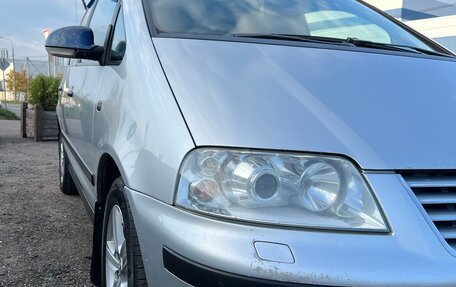 Volkswagen Sharan I рестайлинг, 2004 год, 675 000 рублей, 3 фотография