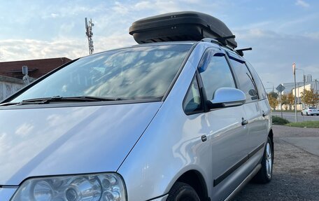 Volkswagen Sharan I рестайлинг, 2004 год, 675 000 рублей, 4 фотография