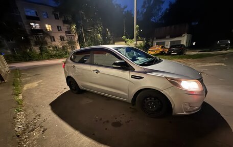 KIA Rio III рестайлинг, 2013 год, 920 000 рублей, 2 фотография