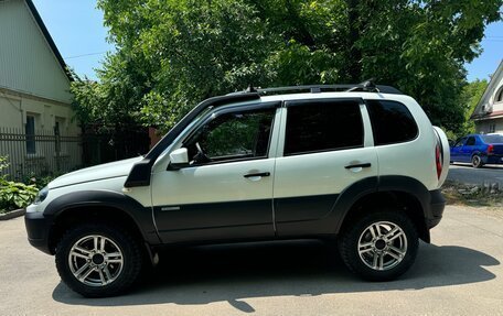 Chevrolet Niva I рестайлинг, 2015 год, 820 000 рублей, 5 фотография