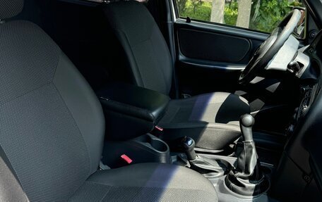 Chevrolet Niva I рестайлинг, 2015 год, 820 000 рублей, 20 фотография