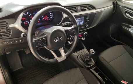 KIA Rio IV, 2021 год, 1 650 000 рублей, 12 фотография